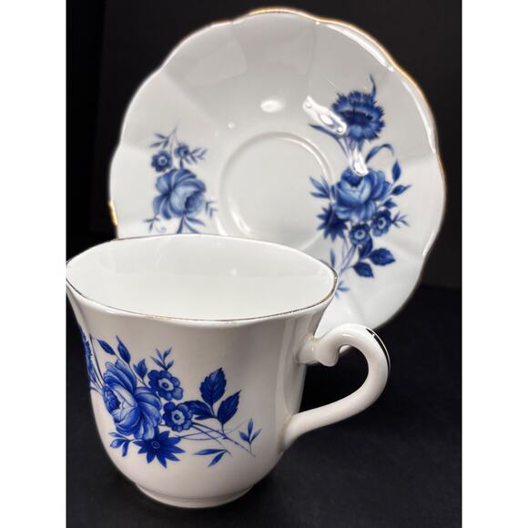 Vtg ELIZABETHAN Fine Bone China Taylor & Kent Teacup Cup Saucer England - Picture 11 of 16